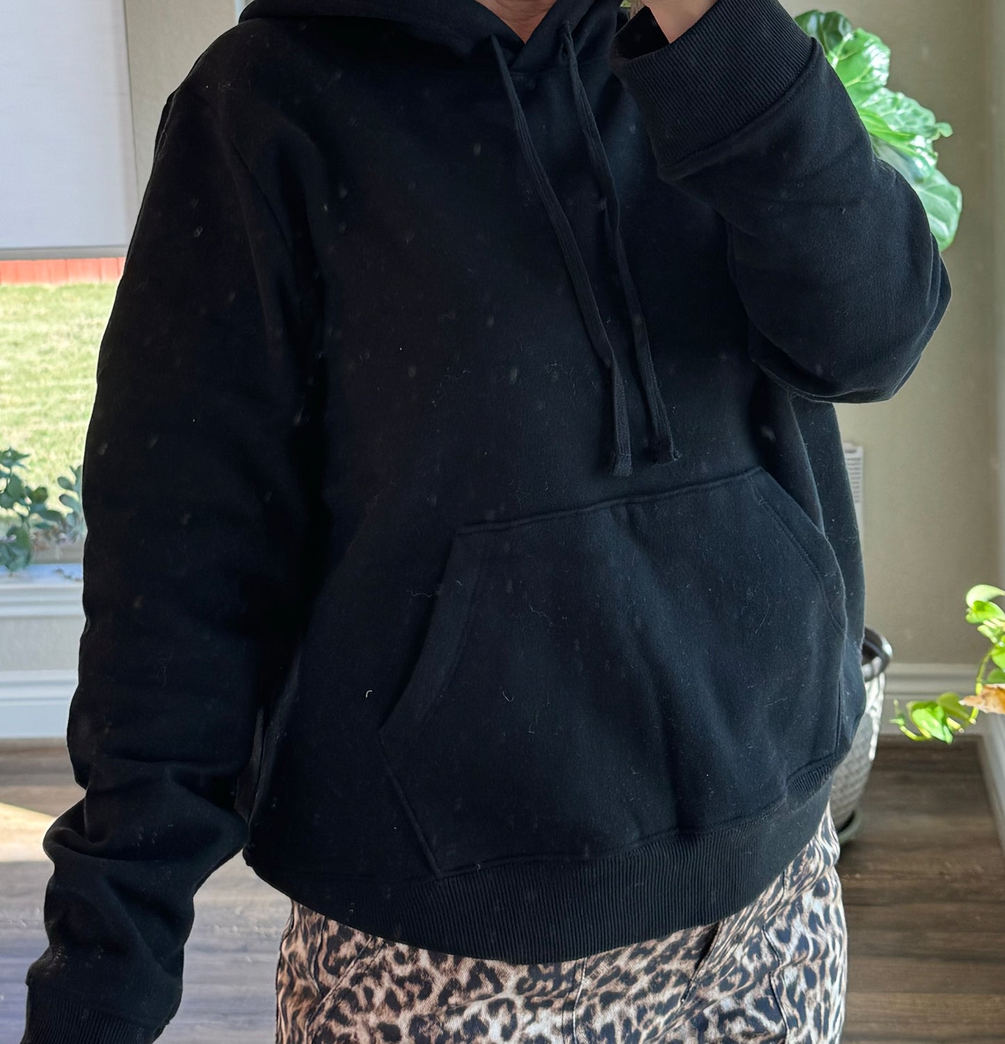 Bella Hoodie Sweatshirt/ Black/FINAL SALE