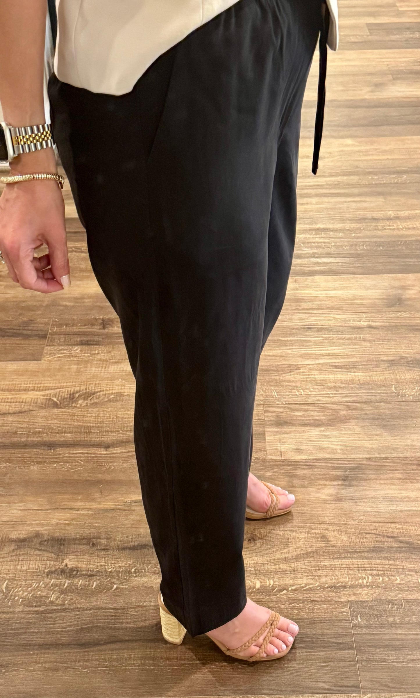 Drift High Rise Drawstring Ankle Pants