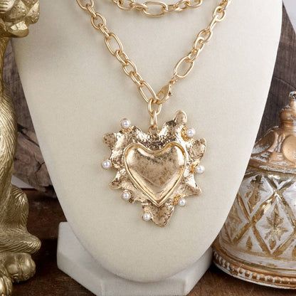 Spiky Heartbound Muse – Long Heart Necklace in Gold & Pearls