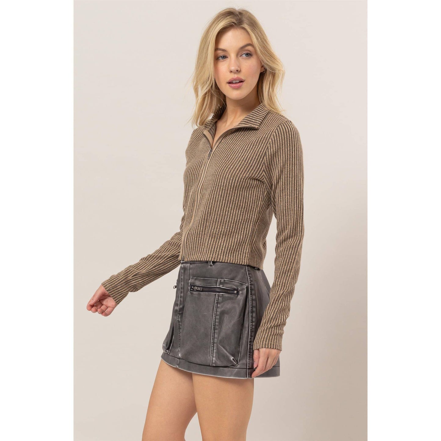 Mellow Striped Zip-Up Knit Top