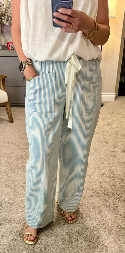 Dazed Striped Wide Leg Cropped Pants