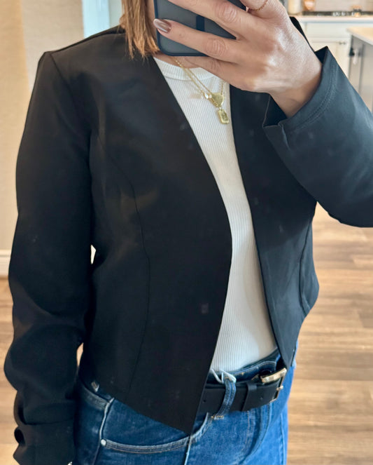 Atlas Collarless Blazer