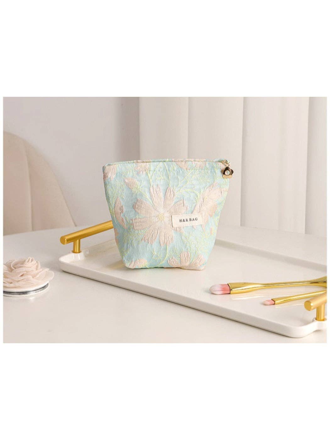 Elegant Cosmetic Bag with Floral Patterns