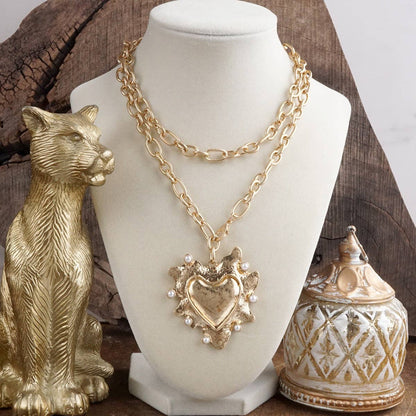 Spiky Heartbound Muse – Long Heart Necklace in Gold & Pearls